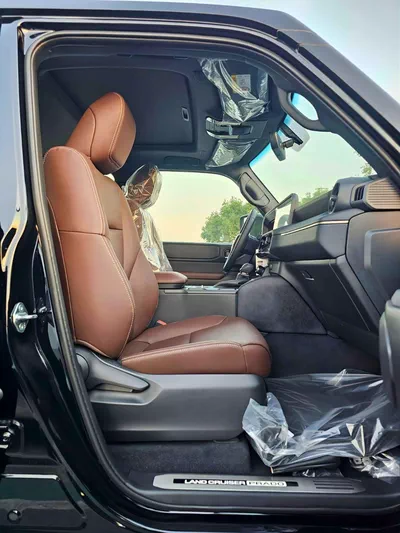 Toyota Prado  ADVENTURE TURBO || 2.8L V4 DIESEL / DRIVER PWR SEAT WITH LEATHER / DVD+CAMERA / COOL BOX (CODE # PDA-9