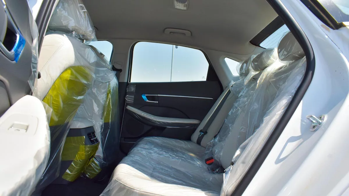 2024 Hyundai Sonata – White Sedan with Beige Interior-2-2