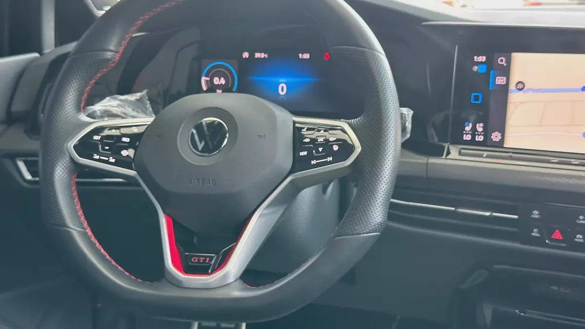 2023 Volkswagen Golf GTI - GCC Specs  full option-15-15