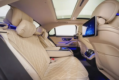 AED 3587 PM | MERCEDES S500 4MATIC 2021 | 1 YEAR WARRANTY  SERVICE CONTRACT | HIGH SPECS-18