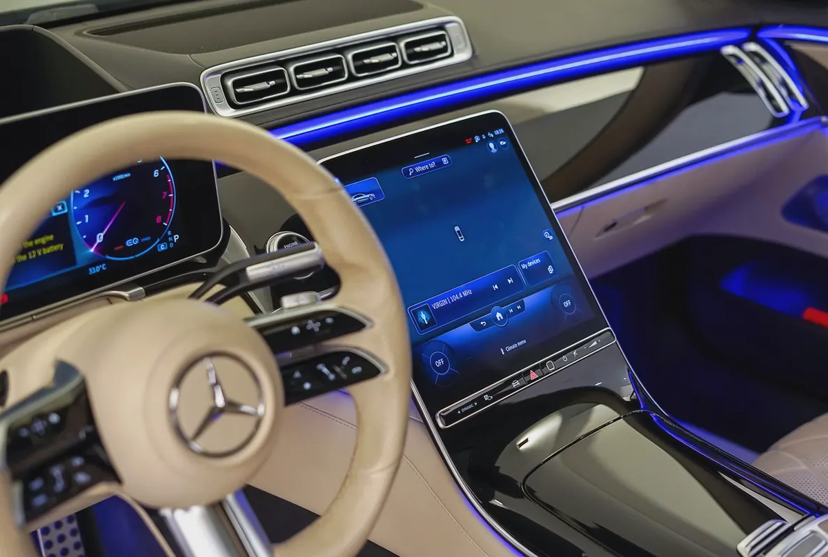 AED 3587 PM | MERCEDES S500 4MATIC 2021 | 1 YEAR WARRANTY  SERVICE CONTRACT | HIGH SPECS-10-10