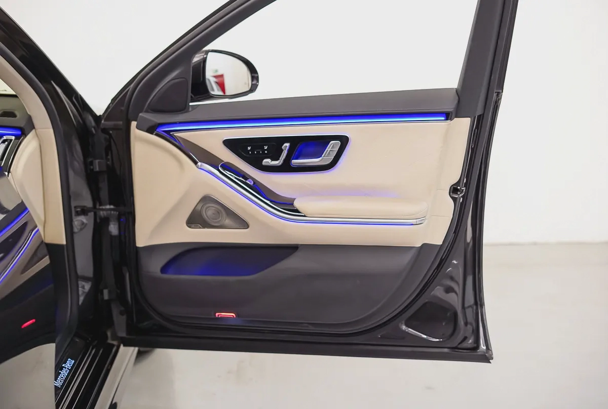 AED 3587 PM | MERCEDES S500 4MATIC 2021 | 1 YEAR WARRANTY  SERVICE CONTRACT | HIGH SPECS-12-12