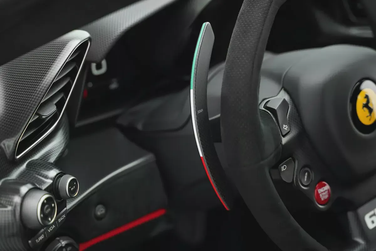 2019 Ferrari 488 Pista Piloti-11-11