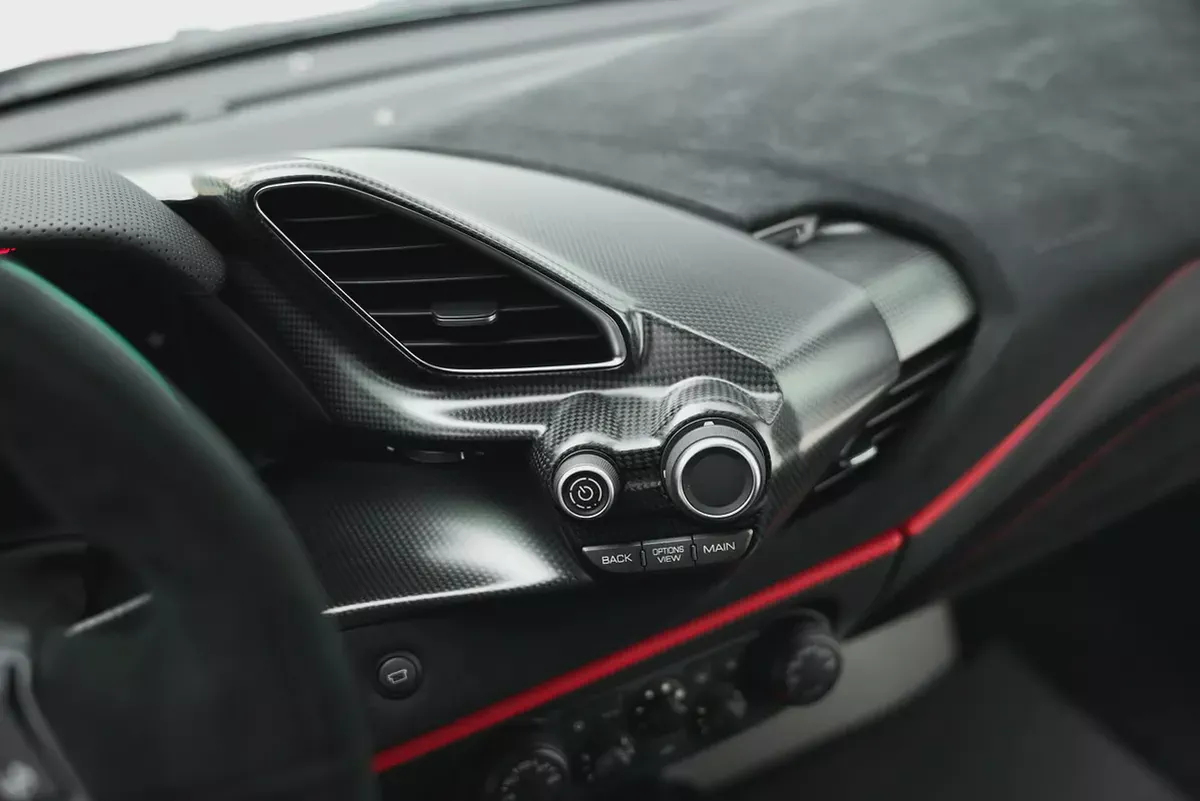 2019 Ferrari 488 Pista Piloti-12-12