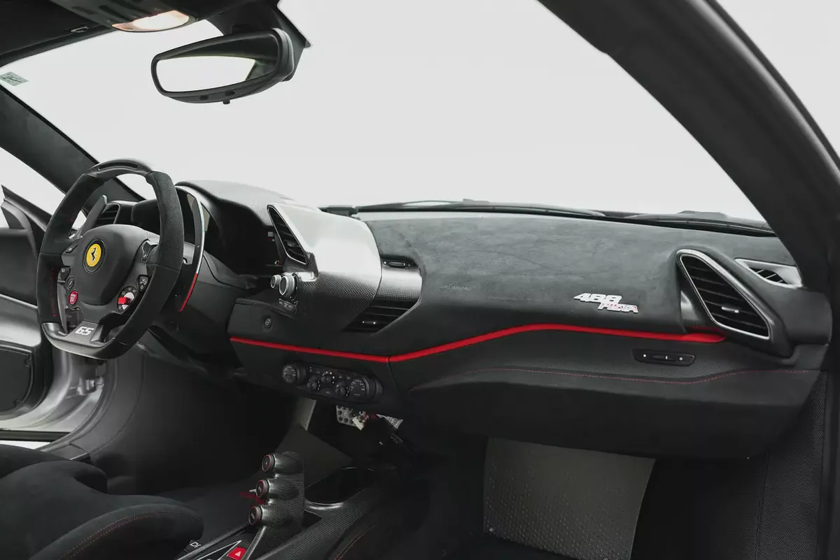 2019 Ferrari 488 Pista Piloti-18-18