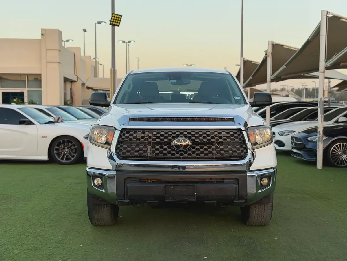 Toyota Tundra SR5 2020-1-1