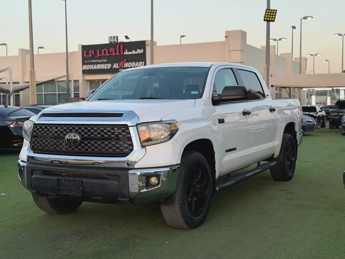 Toyota Tundra SR5 2020-2-2