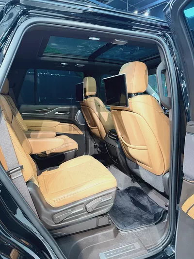 Cadillac Escalade Sport Platinum 2023 | GCC Specs | Low Mileage | Warranty-13