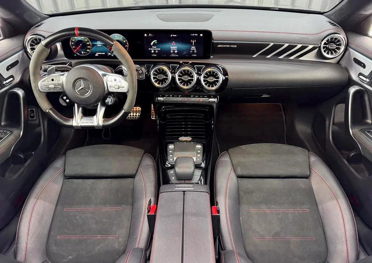 Exclusive offer By ZEUS AUTO | GCC Specs | Low Mileage | AAA Warranty 2027