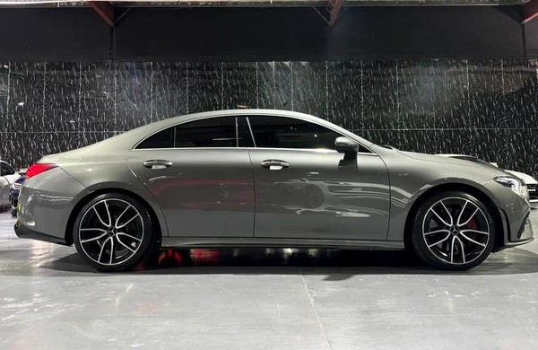Exclusive offer By ZEUS AUTO | GCC Specs | Low Mileage | AAA Warranty 2027