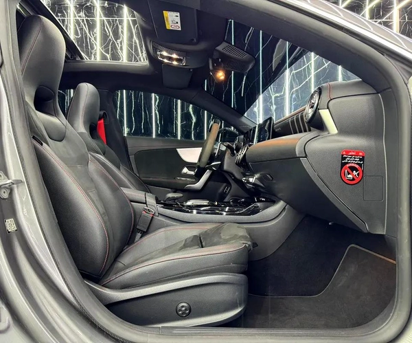 Exclusive offer By ZEUS AUTO | GCC Specs | Low Mileage | AAA Warranty 2027
