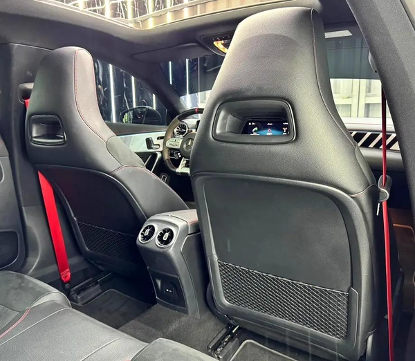 Exclusive offer By ZEUS AUTO | GCC Specs | Low Mileage | AAA Warranty 2027