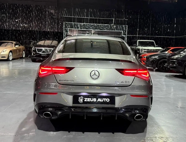 Exclusive offer By ZEUS AUTO | GCC Specs | Low Mileage | AAA Warranty 2027
