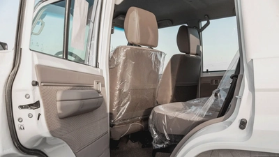 Toyota Land Cruiser LC76 4.0L MT Petrol-17