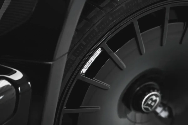 2025 MERCEDES-BENZ BRABUS 800