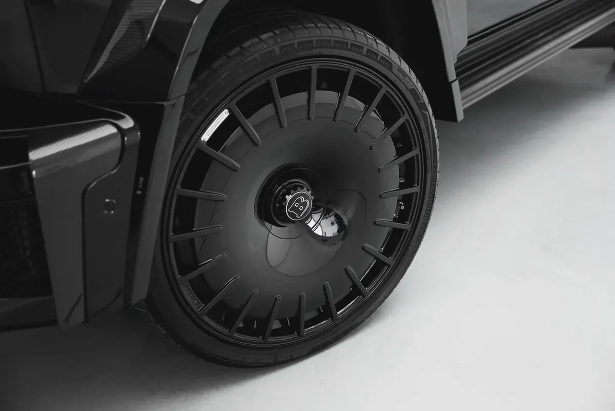 2025 MERCEDES-BENZ BRABUS 800-15-15