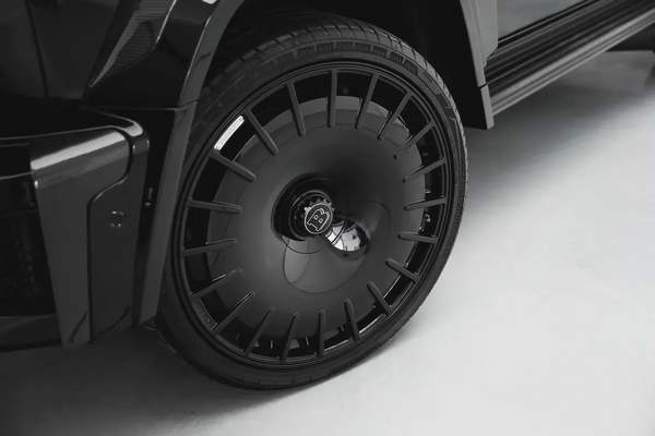 2025 MERCEDES-BENZ BRABUS 800