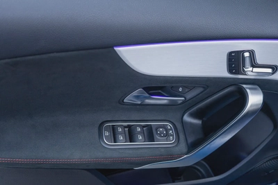 Mercedes-Benz A-Class 200 2025-5
