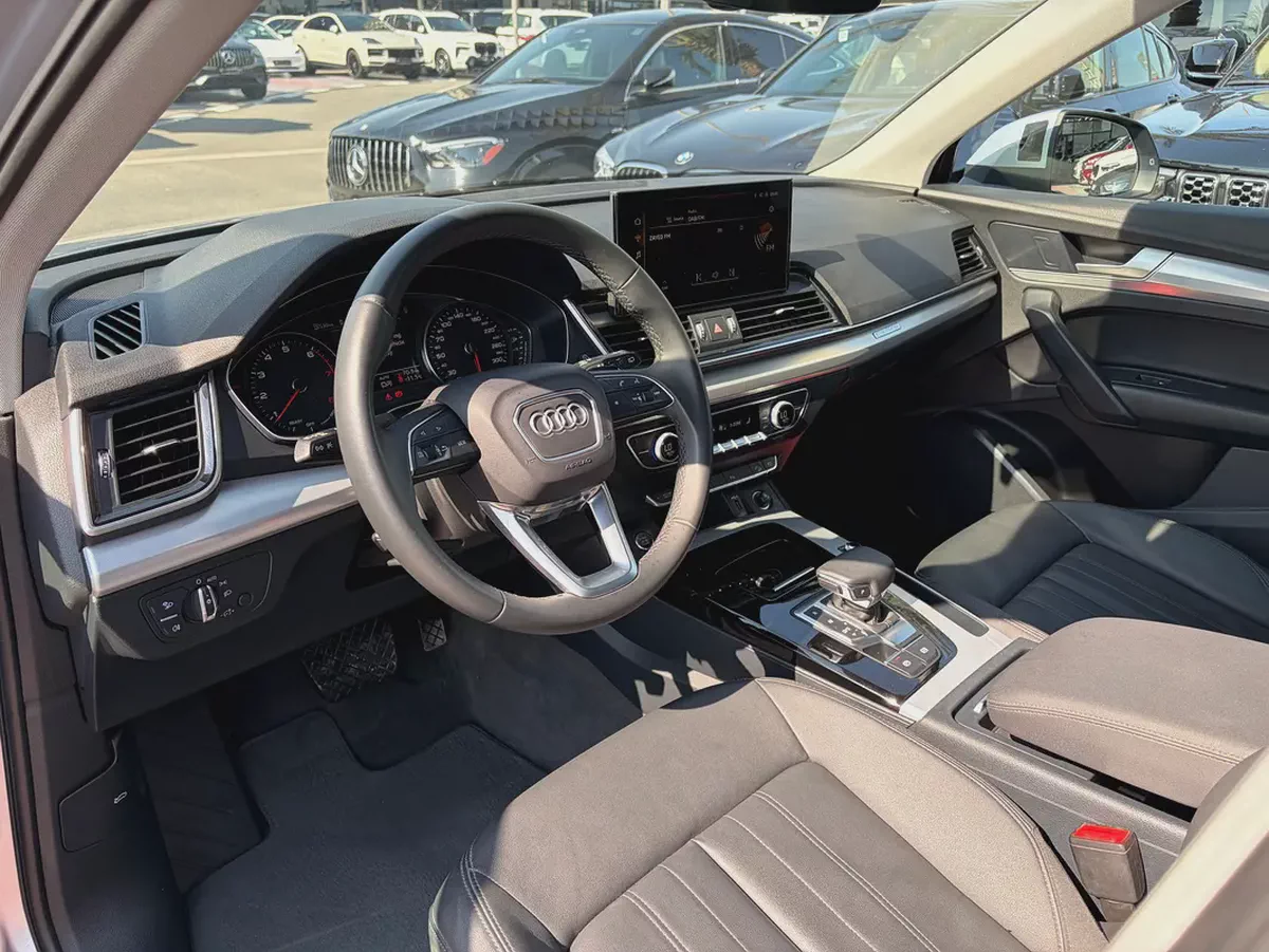 2024. Audi Q5. Gcc only 9000km-5-5