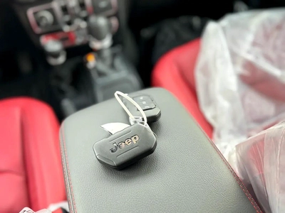 Jeep Wrangler Rubicon 392-15