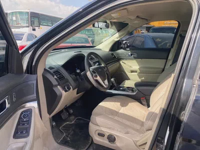 Ford Explorer 2014 black colour GCC Caleb car-3