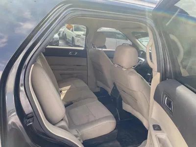 Ford Explorer 2014 black colour GCC Caleb car-4