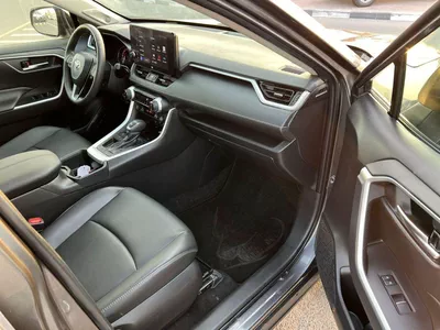 Toyota RAV4 XLE 2023 Toyota RAV4 Full Option - 2.5 V4 - Big Screen & Radar Sensor - Trunk Auto Push Star-12
