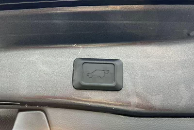 Toyota RAV4 XLE 2023 Toyota RAV4 Full Option - 2.5 V4 - Big Screen & Radar Sensor - Trunk Auto Push Star-17
