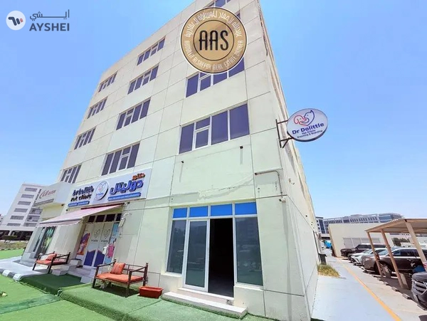 Ready to move spacious shop for rent with dewa wife free in dip 1 Dubai