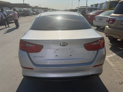 Kia optima 2016 silver color GCC calen car-8