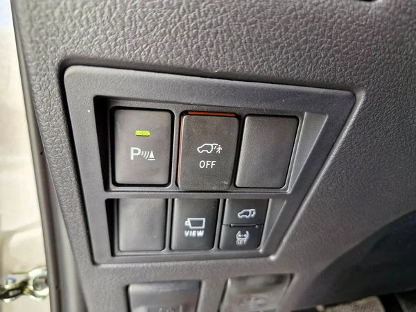 2025 TOYOTA FORTUNER 4X4 4.0L V6 GCC BRAND NEW 0KM
