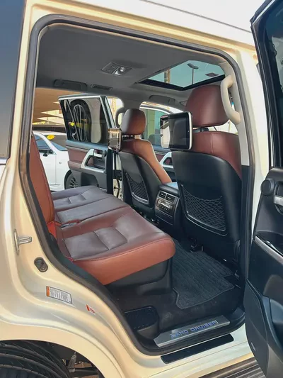 تويوتا لاند كلوزر VXR خليجي Toyota Land Cruiser VXR 2019 GCC Specs-10