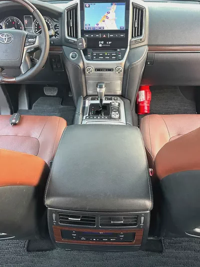 تويوتا لاند كلوزر VXR خليجي Toyota Land Cruiser VXR 2019 GCC Specs-15