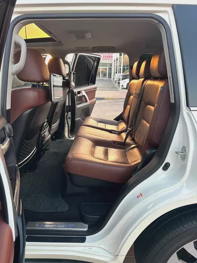 تويوتا لاند كلوزر VXR خليجي Toyota Land Cruiser VXR 2019 GCC Specs-16