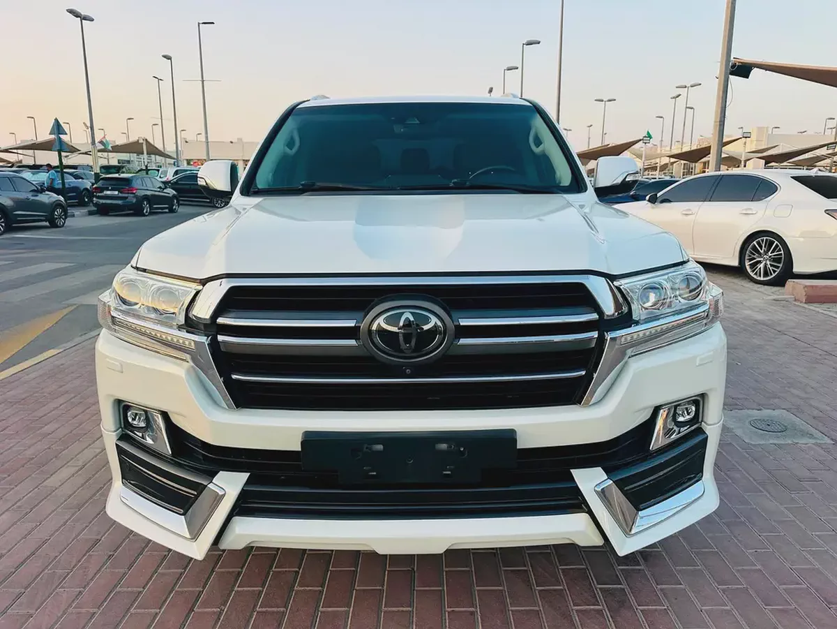 تويوتا لاند كلوزر VXR خليجي Toyota Land Cruiser VXR 2019 GCC Specs
