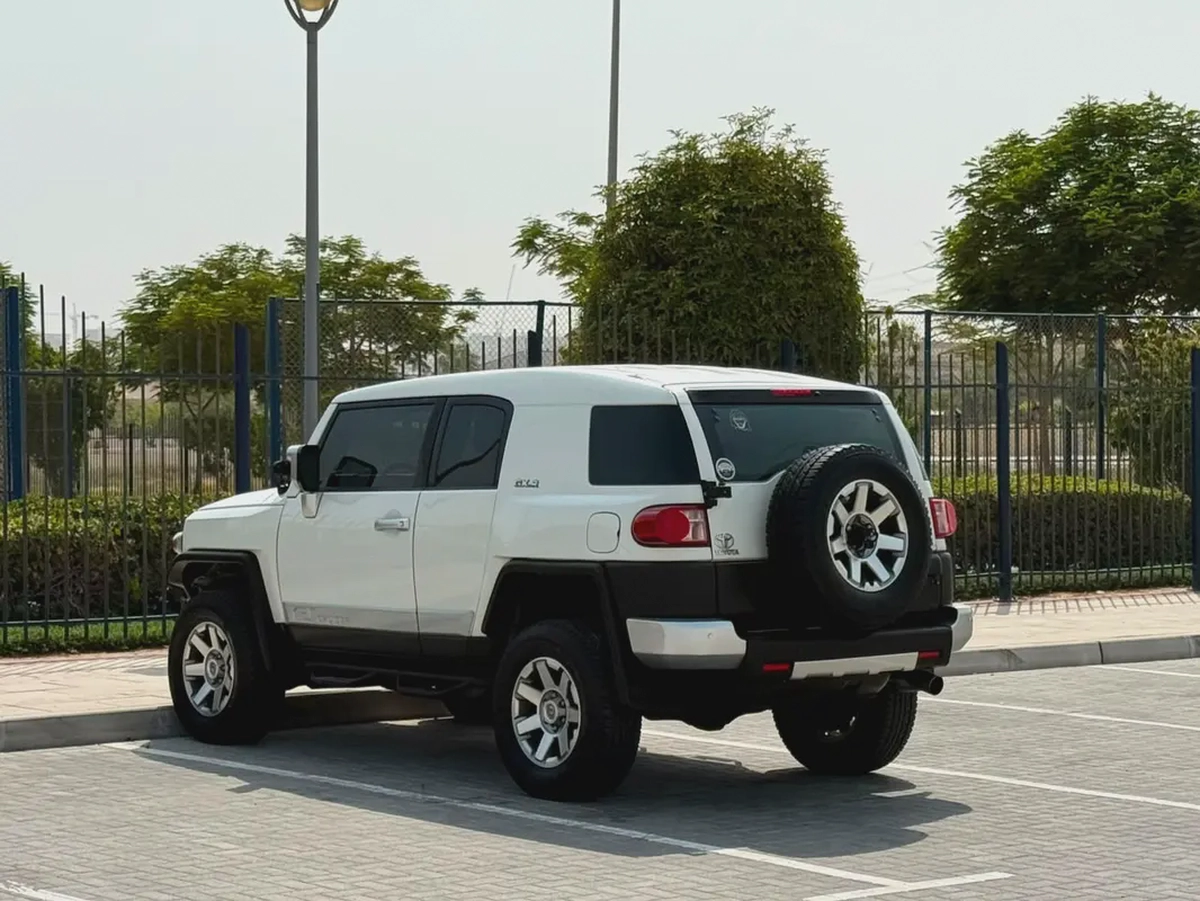 2016-Toyota Fj Cruiser GXR-Excellent Condition-Bank Finance Available-9-9