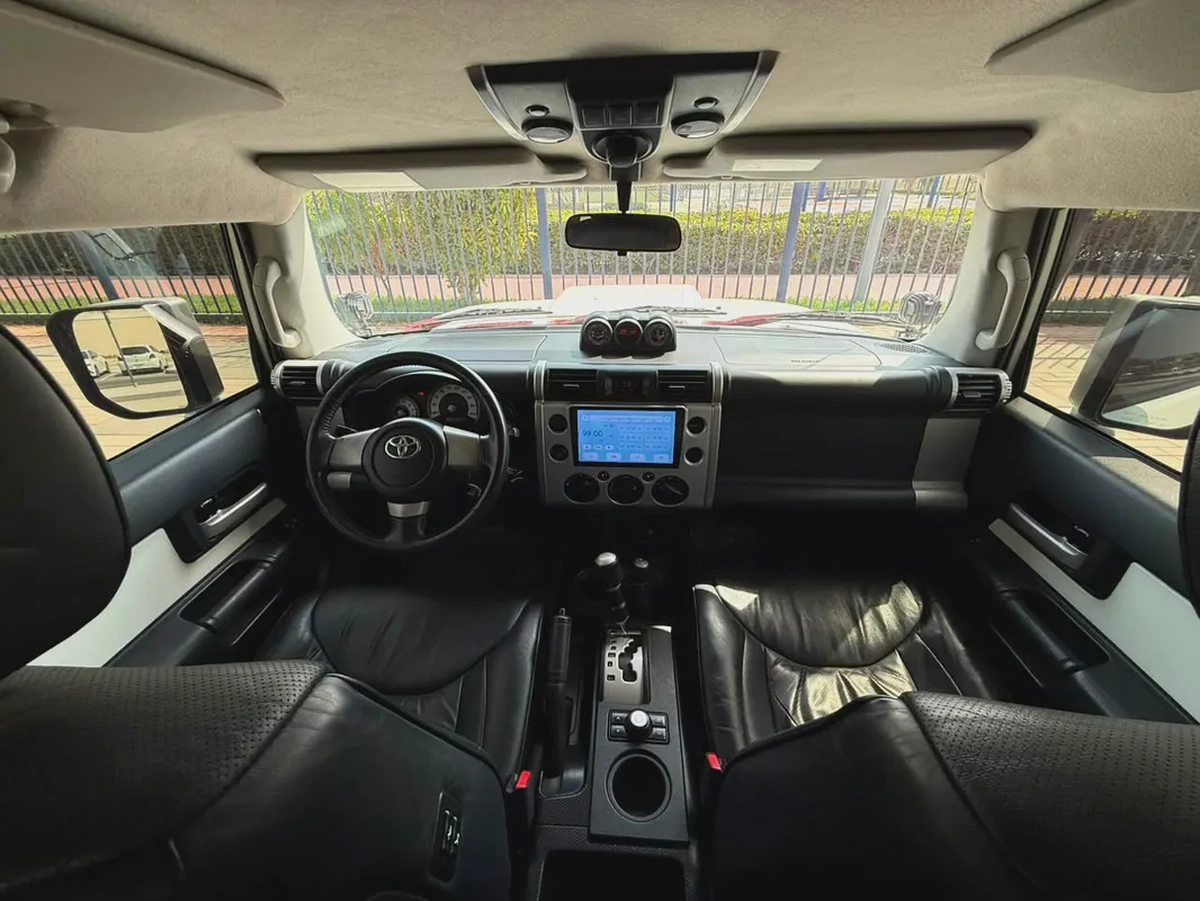 2016-Toyota Fj Cruiser GXR-Excellent Condition-Bank Finance Available-11-11
