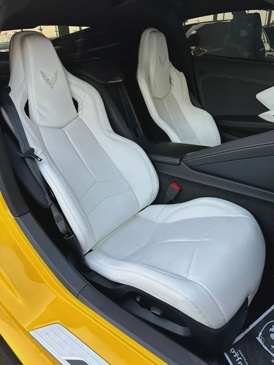 CHEVROLET CORVETTE C8 2LT 2025
Original Paint 
Special Color 
Full option Full Carbon Fiber-7