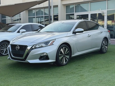 Nissan Altima- SV -2019- GCC - FREE ACCIDENT—FULL OPTIONS-FULL SERVICE AGENCY-EXCELLENT CONDITION-0