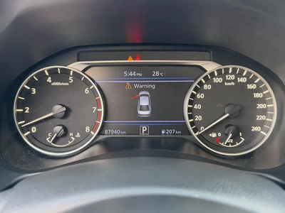Nissan Altima- SV -2019- GCC - FREE ACCIDENT—FULL OPTIONS-FULL SERVICE AGENCY-EXCELLENT CONDITION-14