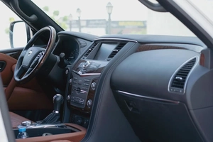 Nissan Armada Platinum 2020 - American Specs - GCC Car