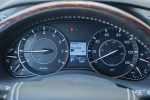 Nissan Armada Platinum 2020 - American Specs - GCC Car