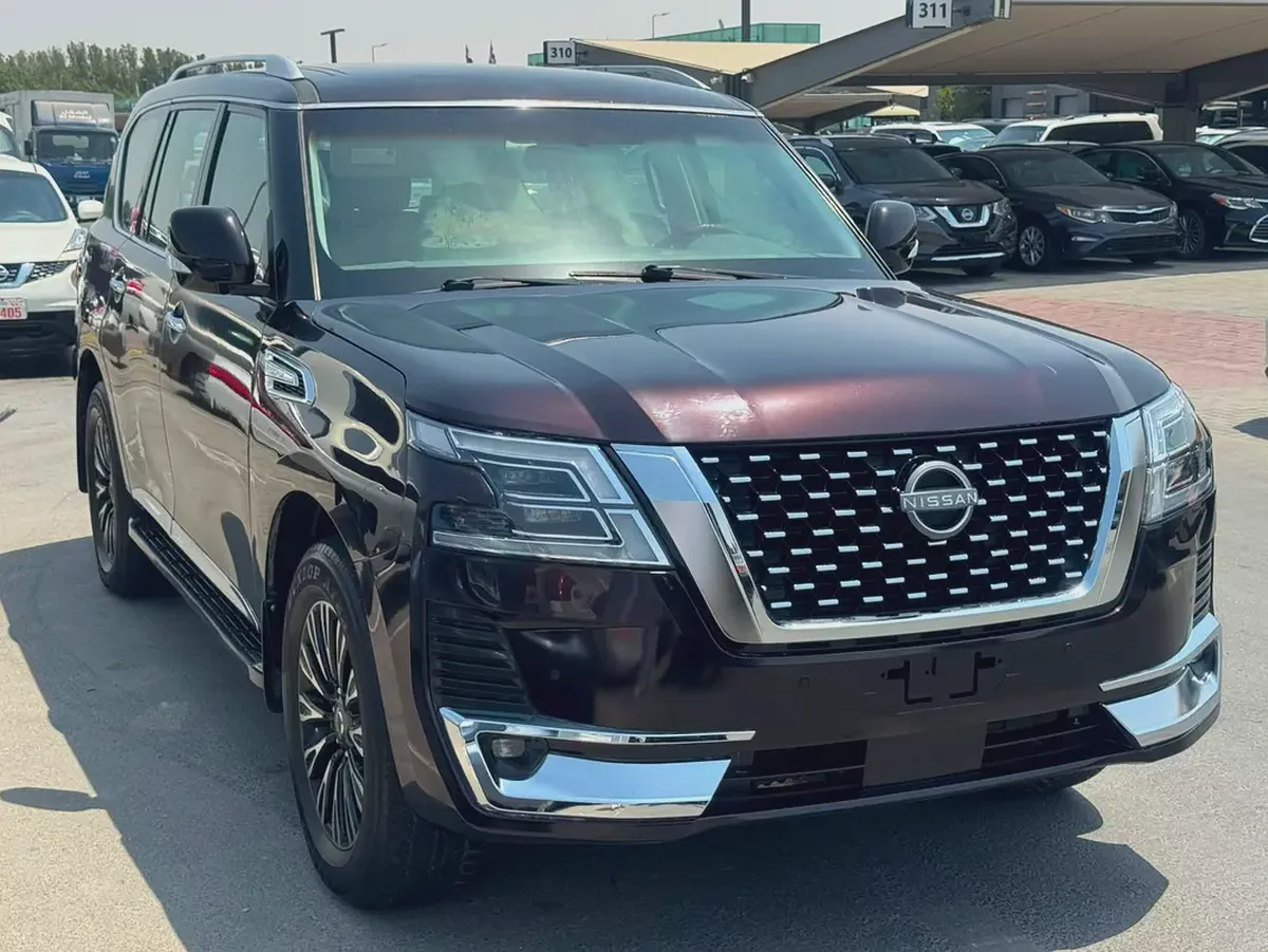 Nissan patrol 2011 brown color GCCcalen car-6-6