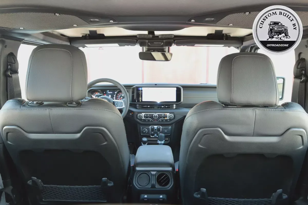 BRAND NEW | DEALER 5 YRS WTY  3 YRS SP | 2026 JEEP WRANGLER 4DR SAHARA BLACK (2.0L)-6-6