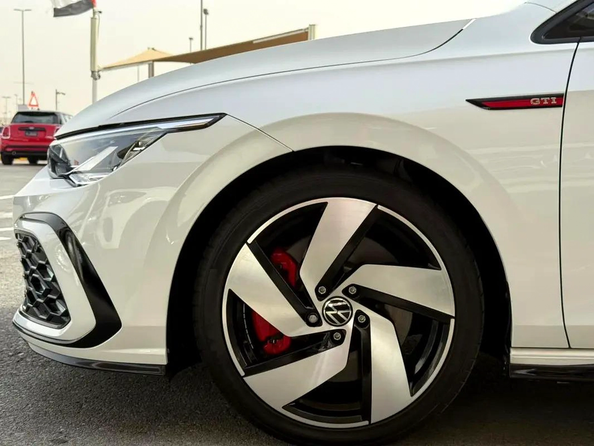 2020 Volkswagen Golf GTI American Specs-13-13