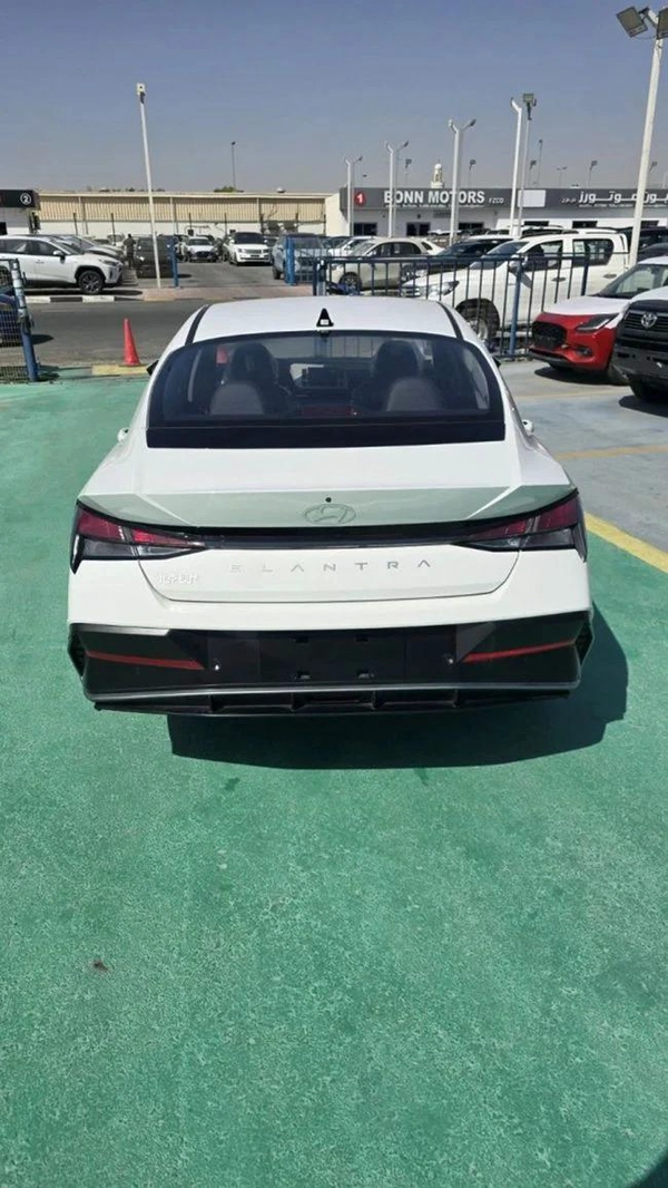 HYUNDAI ELANTRA LUXURY VERSION FULL OPTION 1.5L PETROL 2025 MODEL