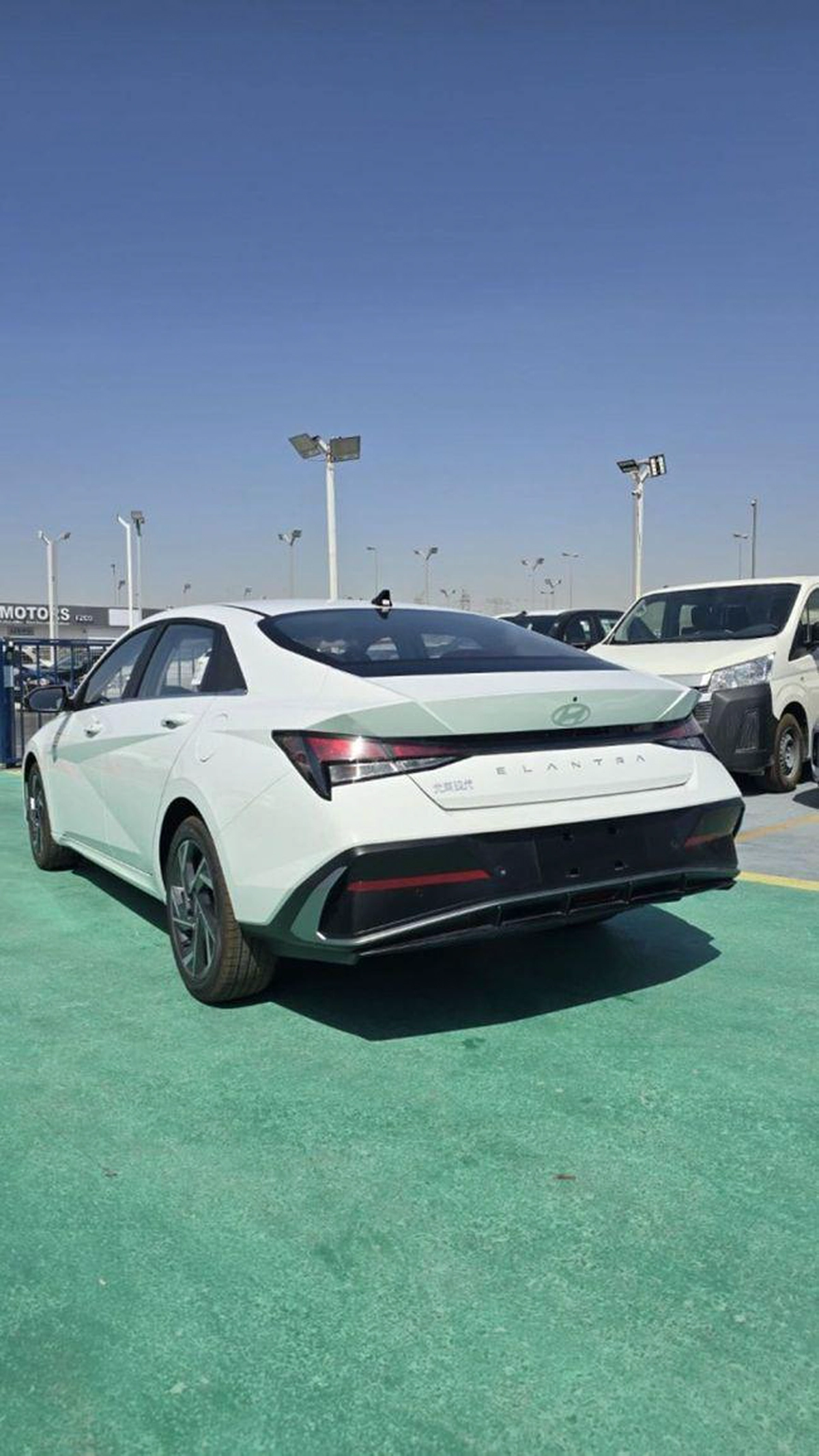 HYUNDAI ELANTRA LUXURY VERSION FULL OPTION 1.5L PETROL 2025 MODEL-1-1