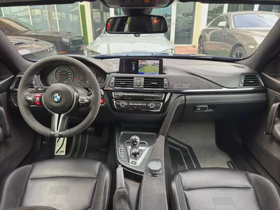 BMW  M4 Cs Coupe 2020 perfect condition Full option Full carbon fiber-9
