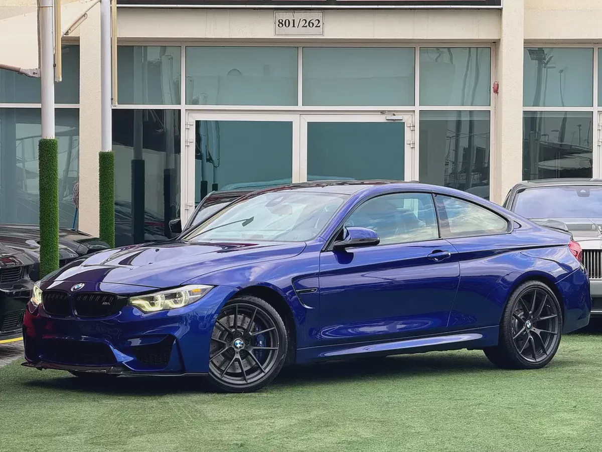 BMW  M4 Cs Coupe 2020 perfect condition Full option Full carbon fiber