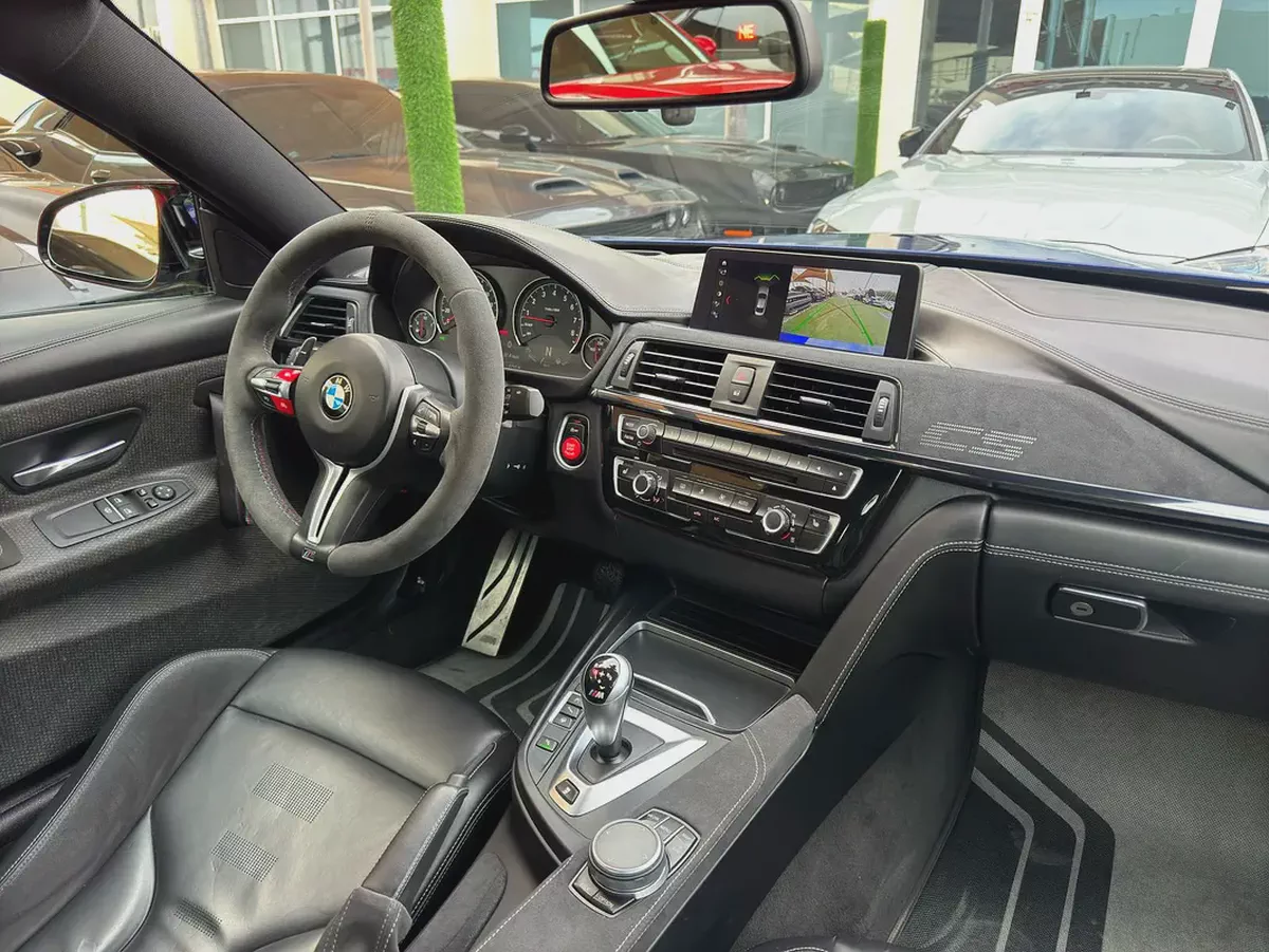 BMW  M4 Cs Coupe 2020 perfect condition Full option Full carbon fiber-7-7